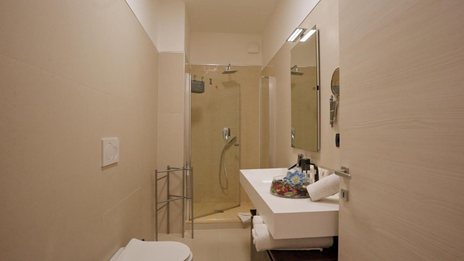 Augusto Al Mare Hotel เปสการา ภายนอก รูปภาพ